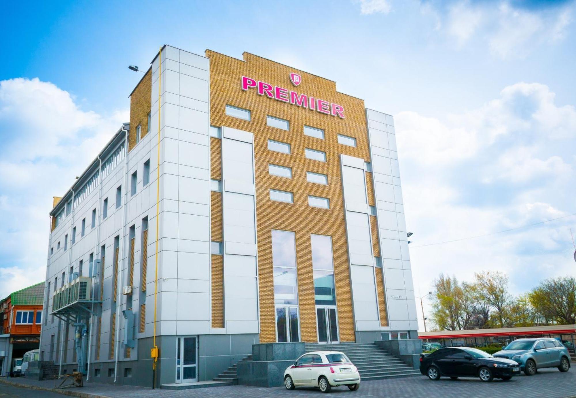 קמיאנסקה Hotel Premier מראה חיצוני תמונה