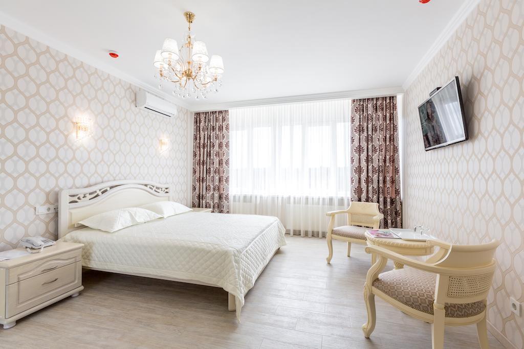 קמיאנסקה Hotel Premier חדר תמונה